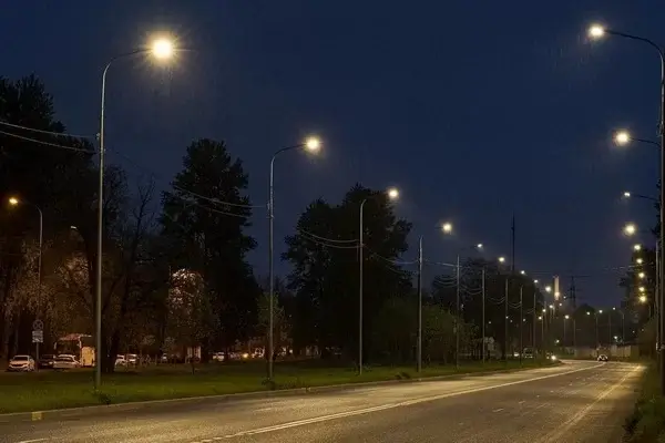 Современные фонари установили на Белевском проспекте
